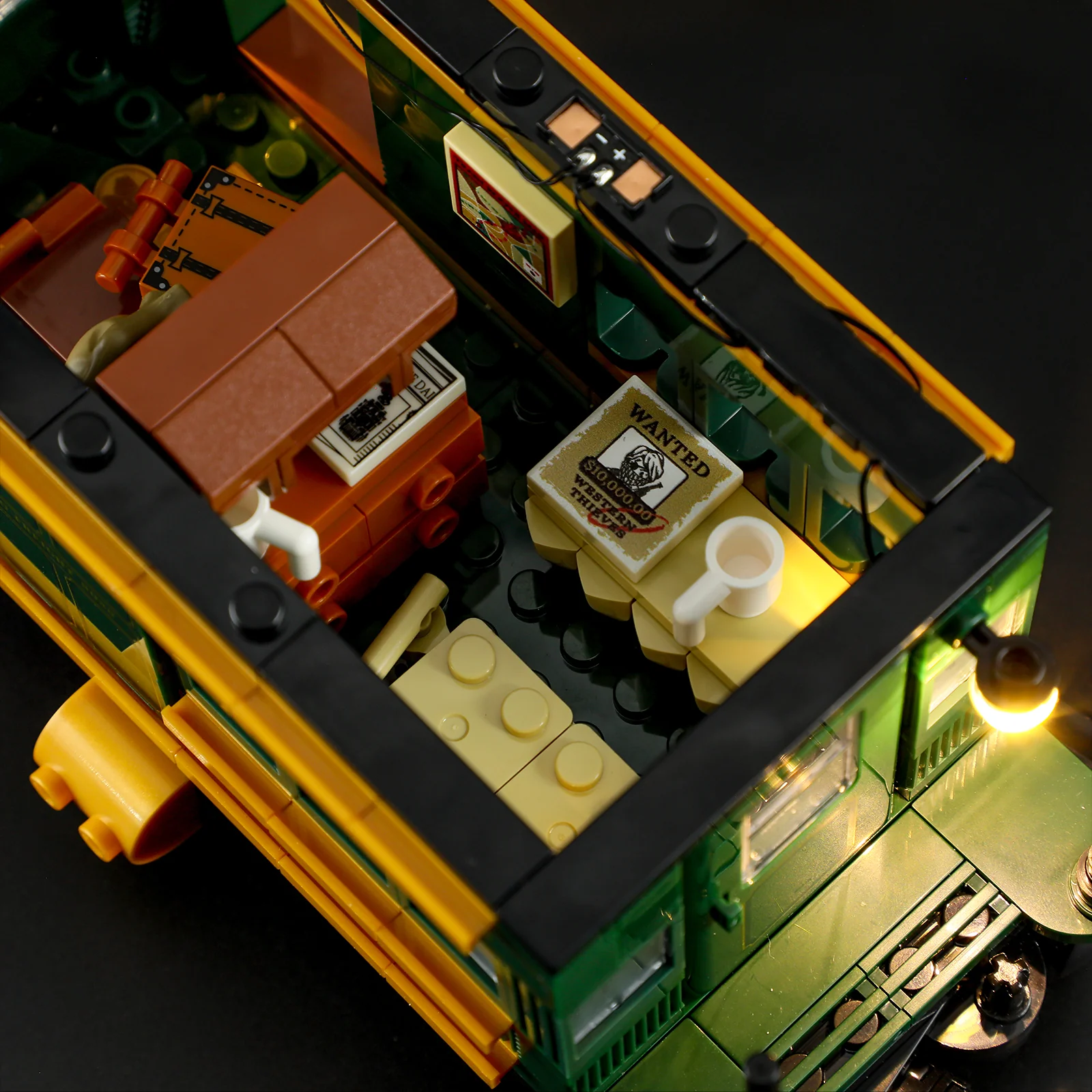 F9036_Western Freight Train_Westlicher Güterzug_lightbricks9